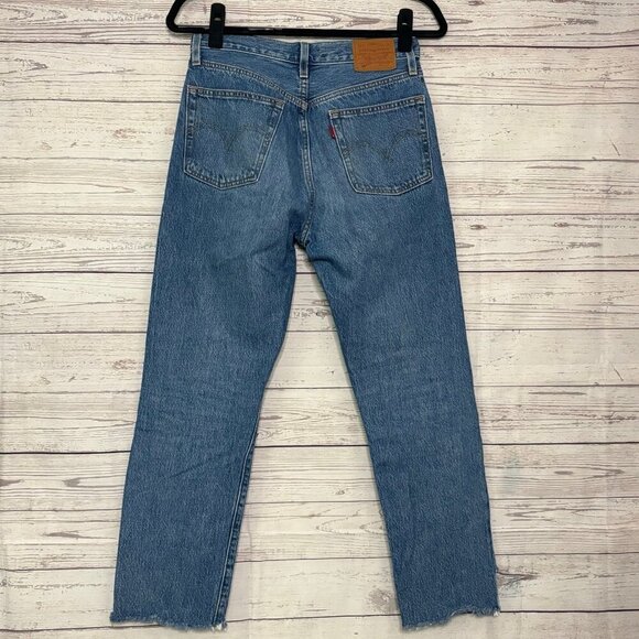 Levi's 501 Button Fly Distressed Bottoms 30 - Picture 5 of 9